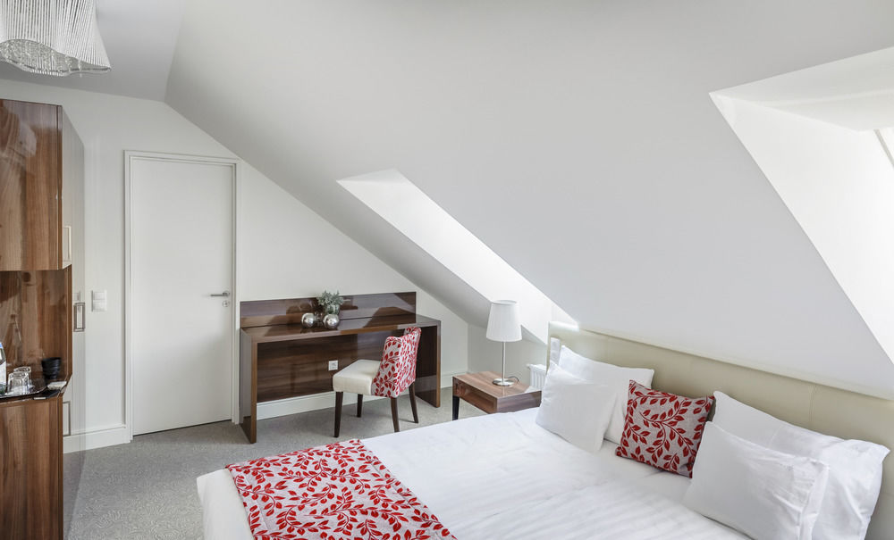 Adele Boutique Hotel 페치 외부 사진